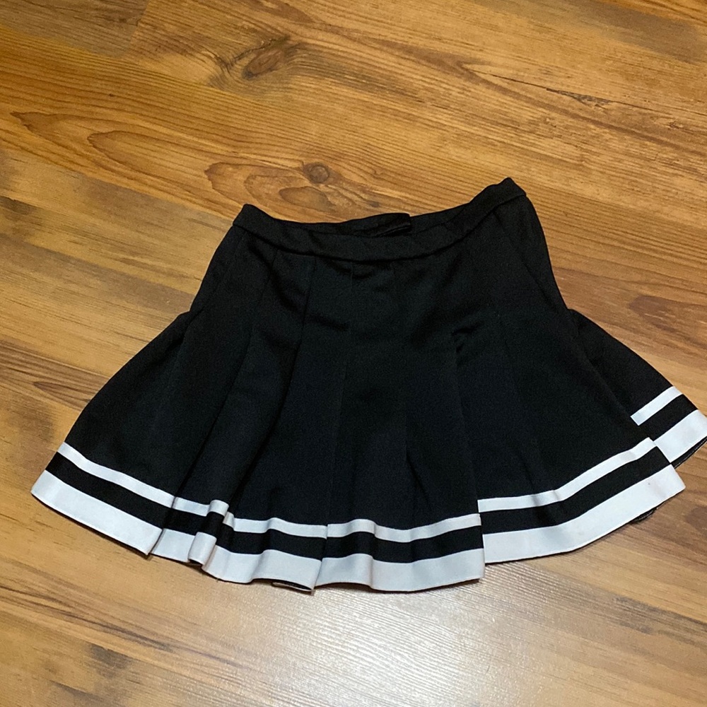 Black & White Cheer Skirt-Girls Size 12/14